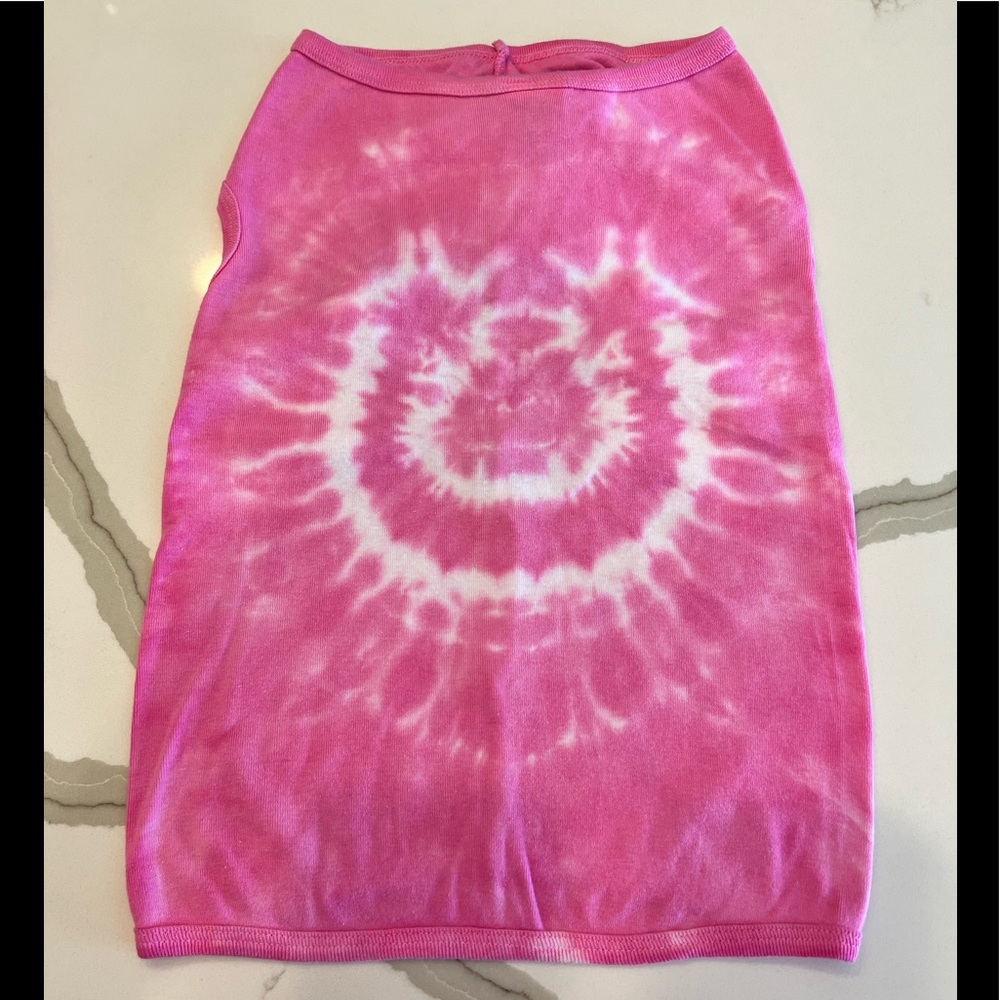 ***SALE***NWOT Custom Tye-Dyed Lucky Horseshoe Doggie Tee